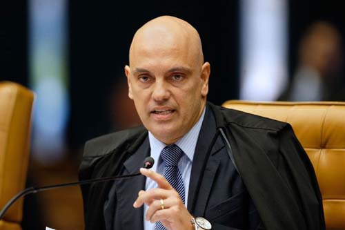 VÍDEO: Alexandre de Moraes, do STF, manda abraço para o MST