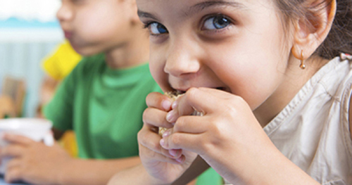 Alimentação inadequada pode afetar o desenvolvimento infantil