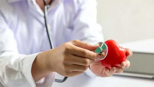 Dicas essenciais para proteger seu coração durante as celebrações de fim de ano