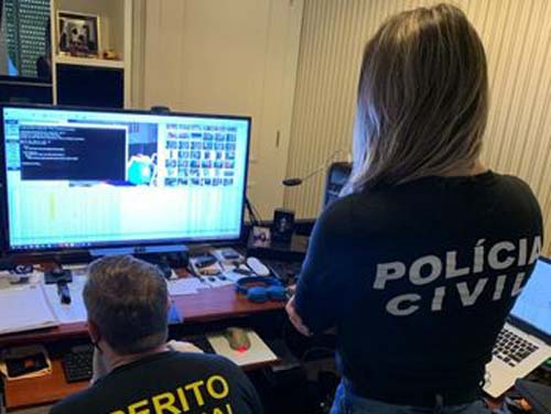 Operação Luz da Infância: homem é preso com material pornográfico infantil no bairro da Ponta verde