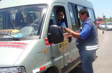Assinado decreto que beneficia transportadores e usuários do serviço