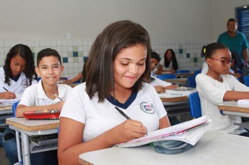 Rede estadual: Pais e responsáveis têm até hoje para confirmar a pré-matrícula