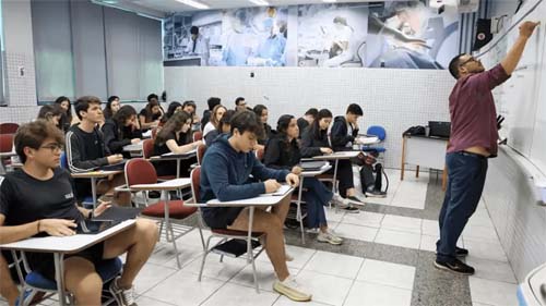 Instruções para verificar locais de prova e obter o certificado de participação no Enem 2025