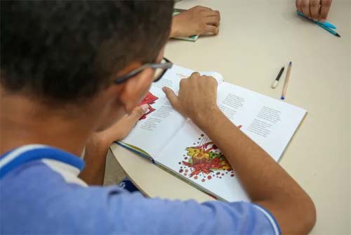 Alunos do Ensino Fundamental (em Alagoas) são avaliados na aprendizagem de leitura e escrita