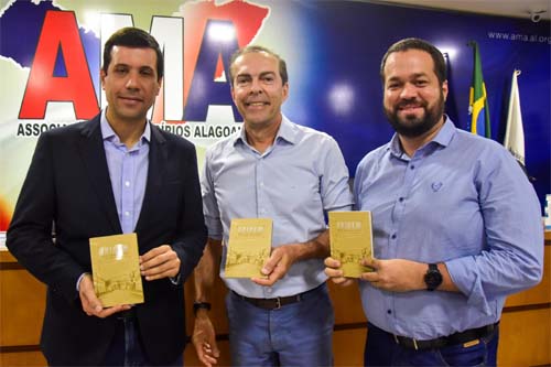 Estado lança o livro Origem dos Nomes dos Municípios Alagoanos nos 42 anos da AMA