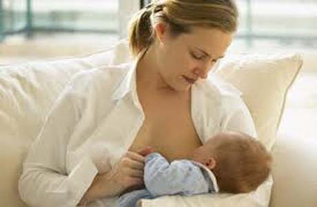 Dúvidas de mãe: como amamentar o bebê de forma eficaz e saudável?