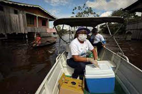 Taxa de transmissão da COVID-19 no Brasil tem pequena queda e fica em 0,91