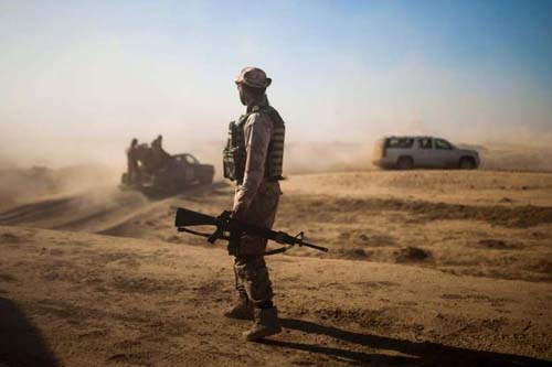 EUA bombardeiam bases do Hezbollah no Iraque e na Síria; 15 mortos