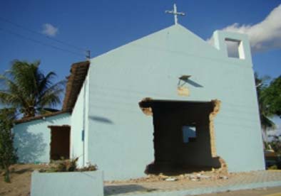 Após brigar com padre, líder comunitário danifica capela em Anadia