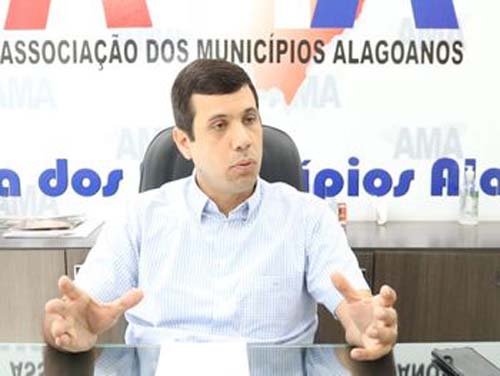 Retorno das escolas: AMA orienta aos prefeitos suspender aulas presenciais nos municípios