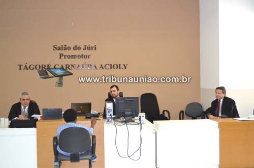 Terceira Vara de Justiça de União faz história ao julgar anão. Fato é considerado raro