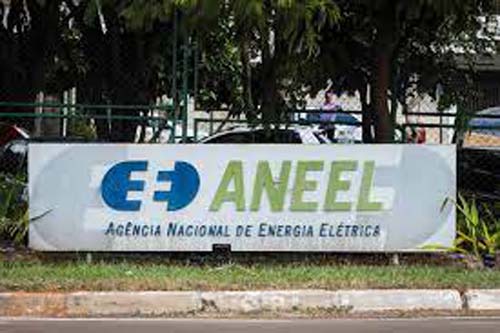 Aneel propõe quase dobrar taxa extra na conta de luz