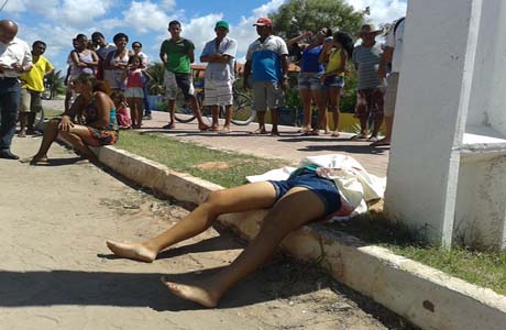 Grávida é executada a tiros na principal avenida do Francês