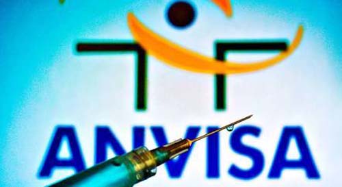 Eventos adversos das vacinas estão dentro do previsto, diz Anvisa