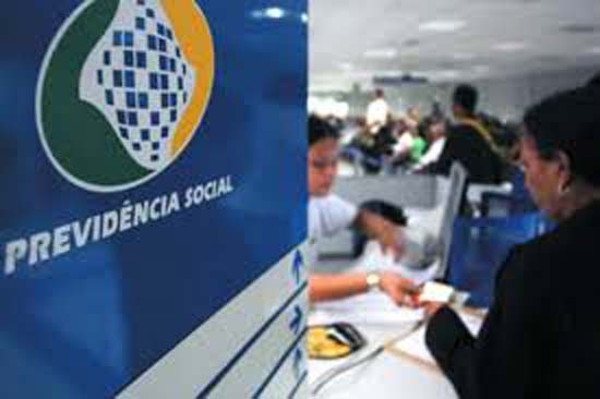 51% dos brasileiros pretendem se aposentar antes dos 65 anos, diz FenaPrevi