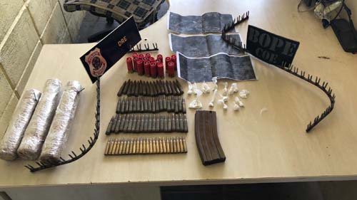 Suspeito de planejar assalto a banco é preso com explosivos e munições de grosso calibre