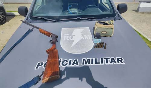 PM apreende 3 armas de fogo e combate desmanche ilegal de motociclets