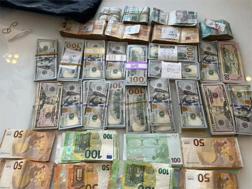 PF apreende 110 mil dólares com investigado pelo 8 de Janeiro 