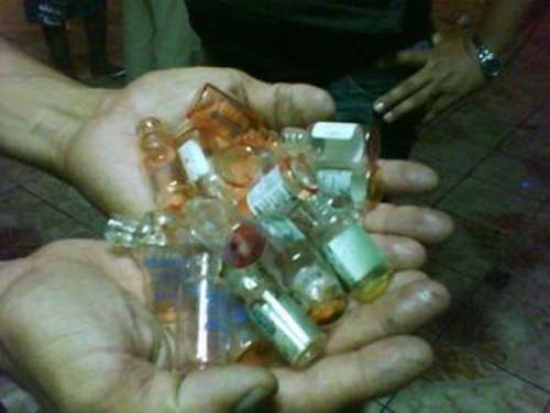 Homem e mulher são presos na Jatiúca com dois mil mililitros de loló e mochila com maconha