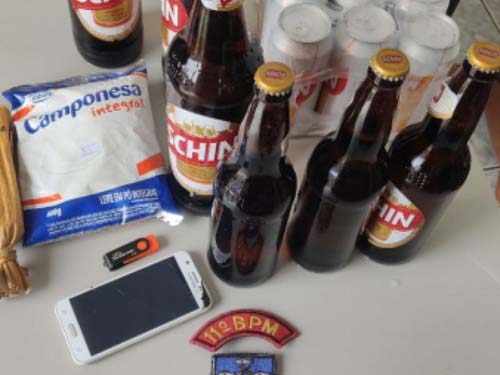 Jovem é preso após invadir bar e roubar cervejas, leite e pen drive em Piaçabuçu
