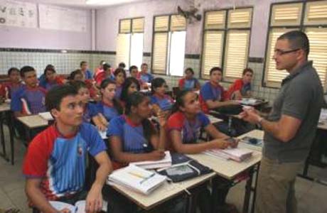 Estado convoca concursados da Educação em março