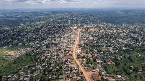 Rebeldes matam mais de 40 pessoas em ataque a igreja na República Democrática do Congo
