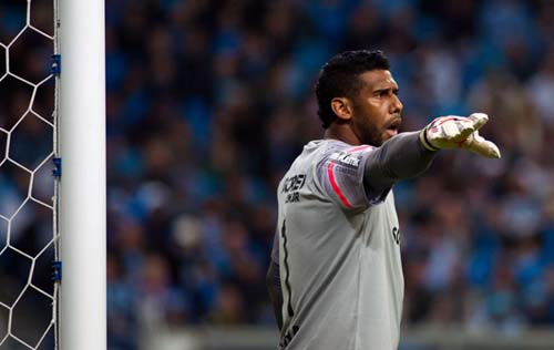 Brasil, o país que ama o futebol e odeia os negros