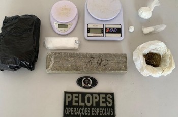 Com mandado em aberto, homem é preso por tráfico de drogas, no bairro Planalto