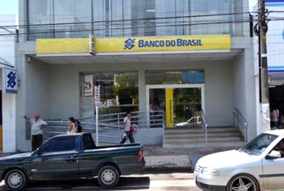 Ladrões roubam envelopes com dinheiro de agência do BB em Arapiraca