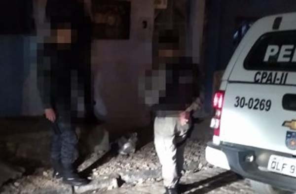 Corpo de homem executado é encontrado dentro de residência em Arapiraca