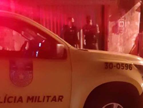 Homem é morto e decapitado dentro de residência em Arapiraca; cabeça não foi localizada