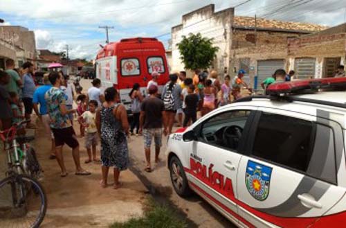 Pedreiro é assassinado a tiros dentro de residência em construção, em Arapiraca