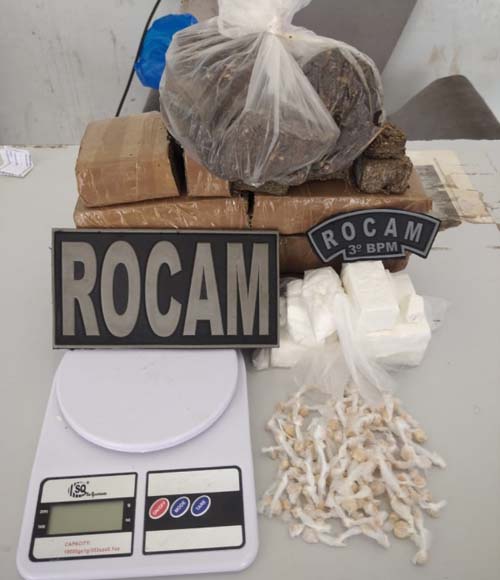 Rocam do 3º BPM apreende mais de 4,5 quilos de drogas após abordagem em Arapiraca