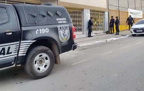 Ex-militar e colombiano acusado de agiotagem são presos em operação