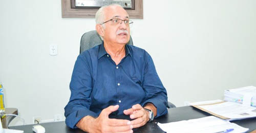 Prefeito de Arapiraca é internado novamente em hospital de Maceió