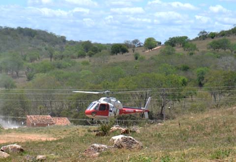 Vítima de acidente na AL 130 levado de helicóptero à UE continua em estado grave