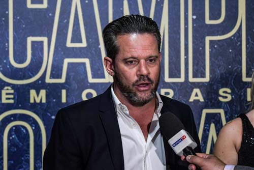 Fala de Argel Fucks é ironizada durante festa do Brasileirão