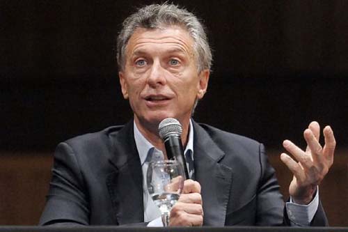 Macri retira impostos sobre alimentos da cesta básica