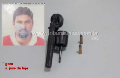 PM prende homem que conduzia arma furtada da policia em 2010. Caso foi registrado em Ibateguara
