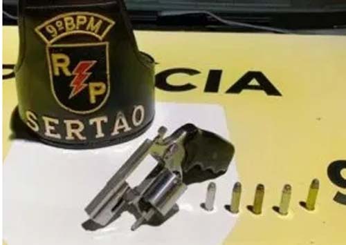 Dois homens são presos pela PM  em 24 horas no inteior