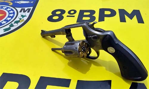 Operação policial resulta na prisão de jovem após confronto em Pilar