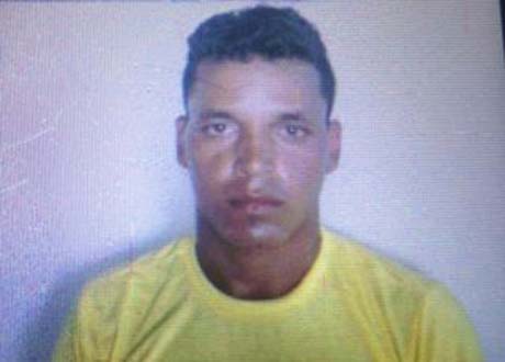 Polícia prende em flagrante suspeito de estuprar deficiente mental