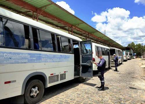 Arsal vistoria todos os carros do transporte intermunicipal