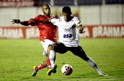 ASA vence Guarani e deixa zona de rebaixamento, na era Xavier