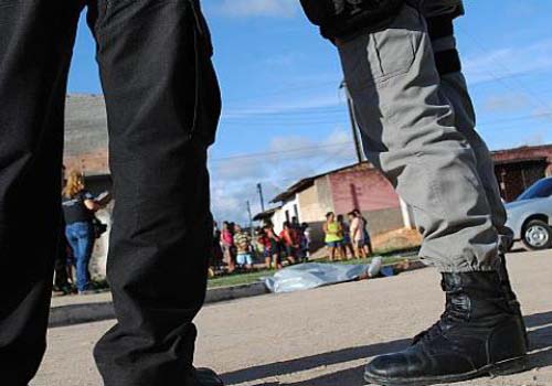 IMLs registram seis vítimas de homicídio e cinco do trânsito nas ultimas 24 horas em Alagoas