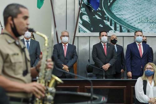 ALE: Governador participa da posse da Mesa Diretoria e destaca harmonia entre os poderes