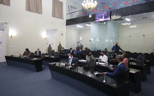 Deputados aprovam uso de R$ 46,9 milhões do Detran para construção e reforma de presídios