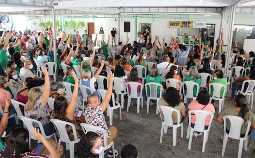 Maceió vai convocar professores concursados e Sinteal fala em 