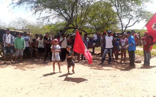 Ameaças e reintegração de posse pressionam famílias assentadas em AL