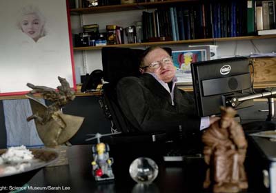 A 7 dias do fim do mundo: para Hawking, futuro é fora da Terra